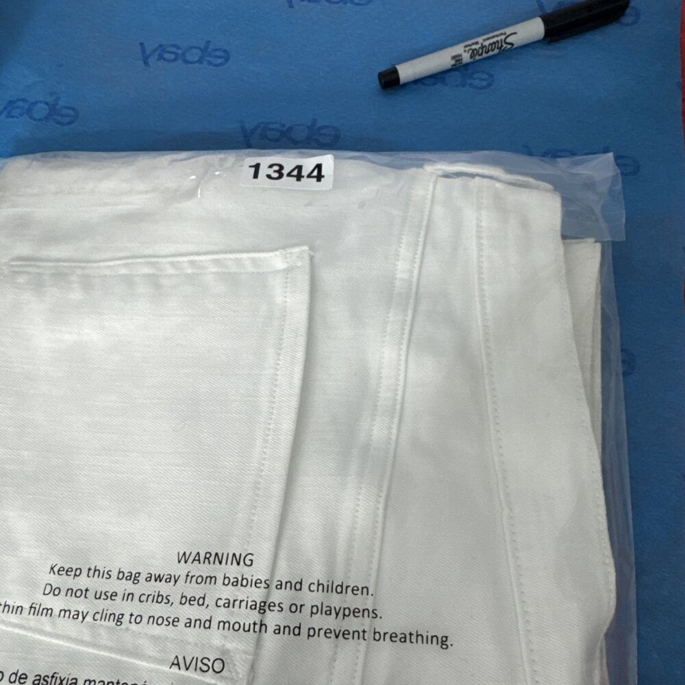 a.n.a. Shorts Women 18 White Denim High Rise MIDI 5 Inseam Stretch Casual Summer - Picture 11 of 11